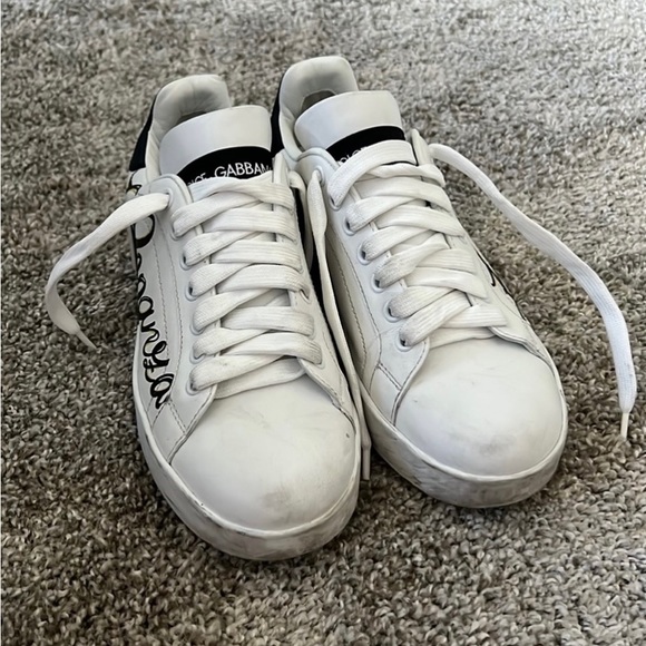 Pristine Condition Dolce & Gabbana “Le eleganza” Size 5 Sneakers. - Picture 2 of 6